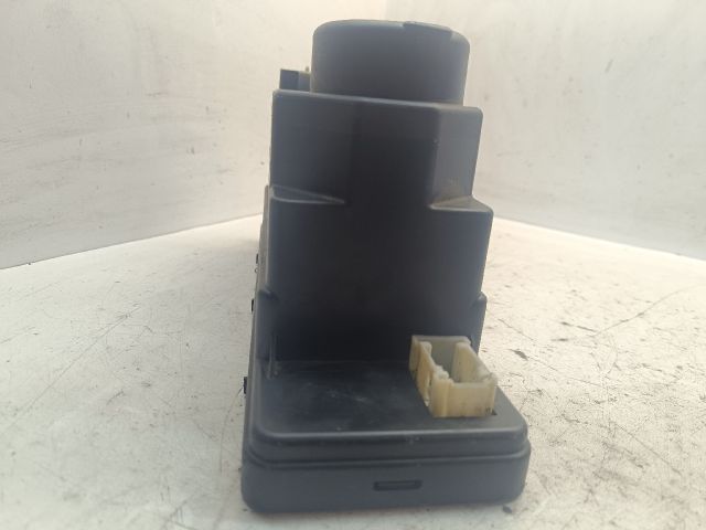 bontott MERCEDES-BENZ E-CLASS Központizár Motor (Pozíciófüggetlen)