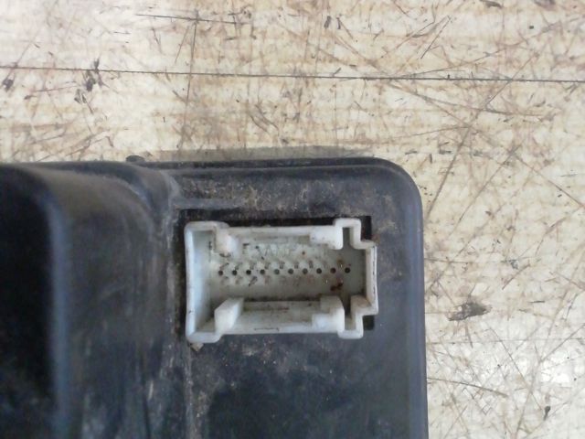 bontott MERCEDES-BENZ E-CLASS Központizár Motor (Pozíciófüggetlen)