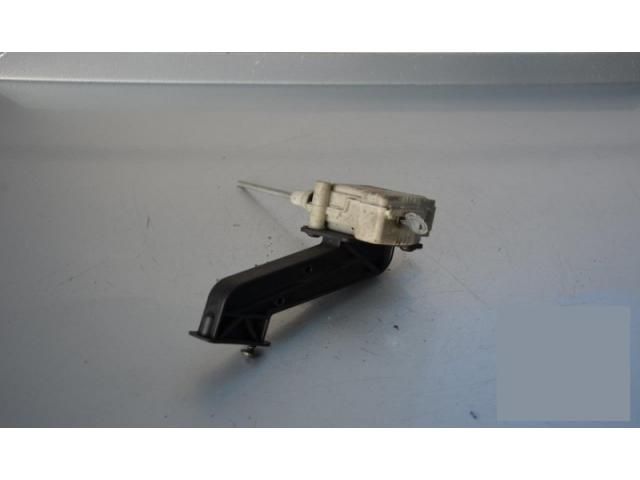 bontott MERCEDES-BENZ E-CLASS Központizár Motor Tankajtó