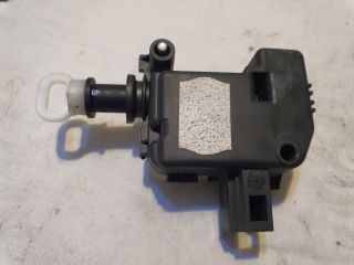 bontott MERCEDES-BENZ E-CLASS Központizár Motor Tankajtó