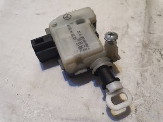 bontott MERCEDES-BENZ E-CLASS Központizár Motor Tankajtó