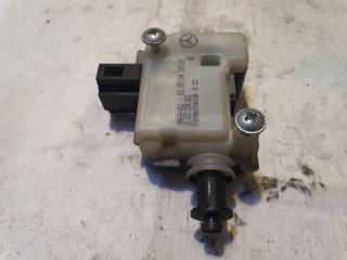 bontott MERCEDES-BENZ E-CLASS Központizár Motor Tankajtó