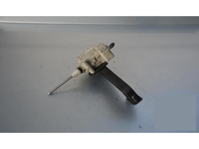 bontott MERCEDES-BENZ E-CLASS Központizár Motor Tankajtó