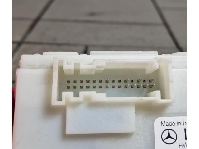 bontott MERCEDES-BENZ E-CLASS Kulcs Nélküli Nyitás Jeladó