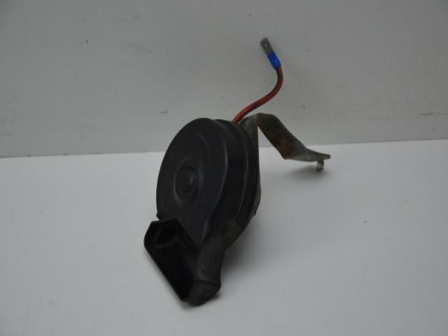 bontott MERCEDES-BENZ E-CLASS Kürt