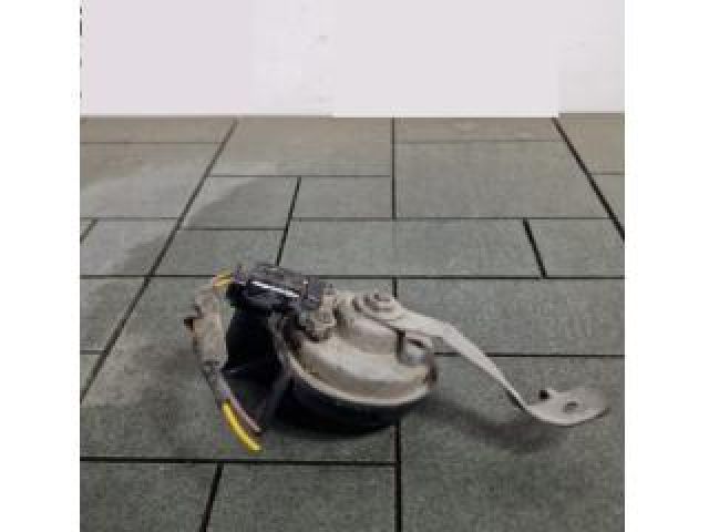 bontott MERCEDES-BENZ E-CLASS Kürt