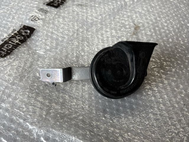 bontott MERCEDES-BENZ E-CLASS Kürt