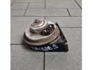 bontott MERCEDES-BENZ E-CLASS Kürt