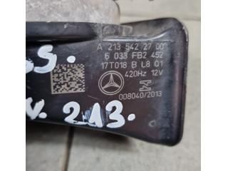 bontott MERCEDES-BENZ E-CLASS Kürt