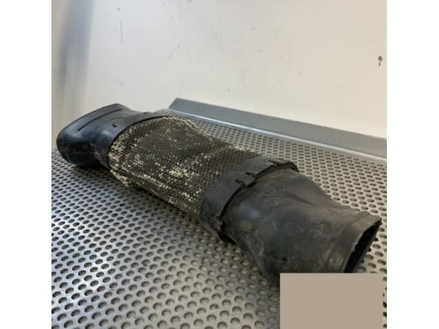 bontott MERCEDES-BENZ E-CLASS Légbeömlő Cső