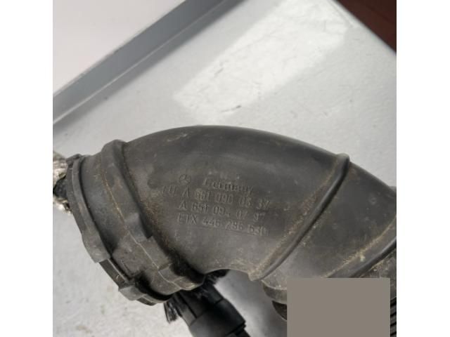 bontott MERCEDES-BENZ E-CLASS Légbeömlő Cső