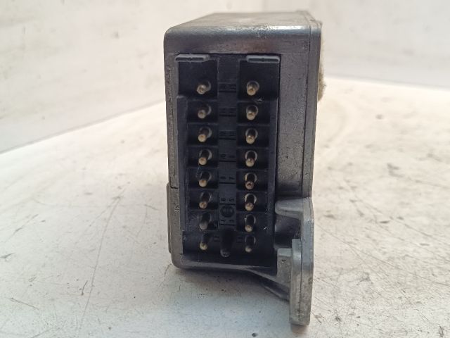 bontott MERCEDES-BENZ E-CLASS Légzsák Elektronika