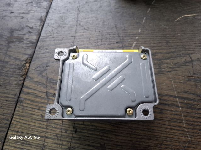 bontott MERCEDES-BENZ E-CLASS Légzsák Elektronika