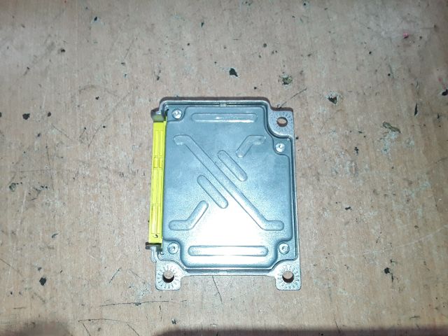 bontott MERCEDES-BENZ E-CLASS Légzsák Elektronika