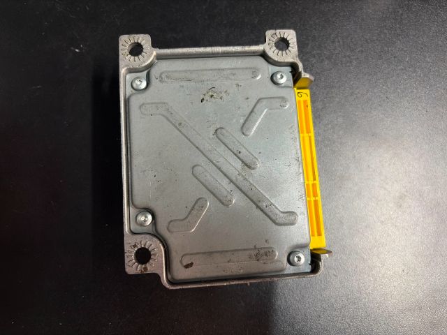 bontott MERCEDES-BENZ E-CLASS Légzsák Elektronika