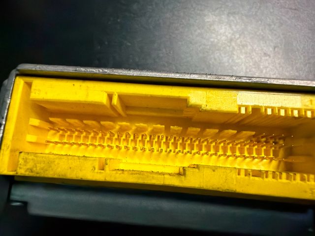 bontott MERCEDES-BENZ E-CLASS Légzsák Elektronika