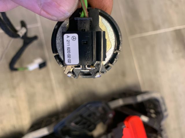 bontott MERCEDES-BENZ E-CLASS Magassugárzó Hangszóró