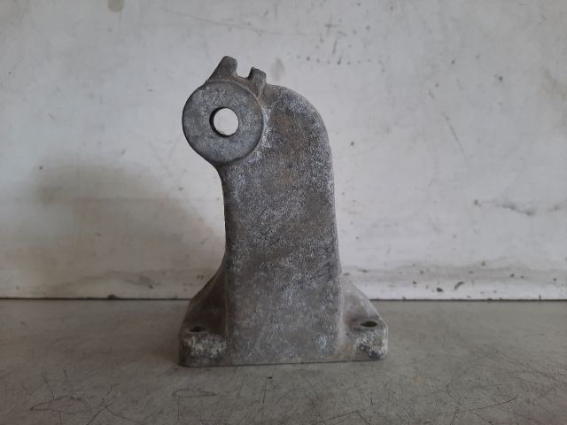 bontott MERCEDES-BENZ E-CLASS Motor Tartó Bak (Fém)