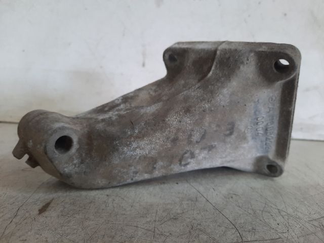 bontott MERCEDES-BENZ E-CLASS Motor Tartó Bak (Fém)