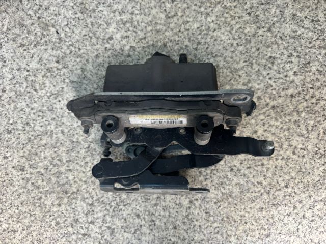 bontott MERCEDES-BENZ E-CLASS Motorháztető Bal Zsanér