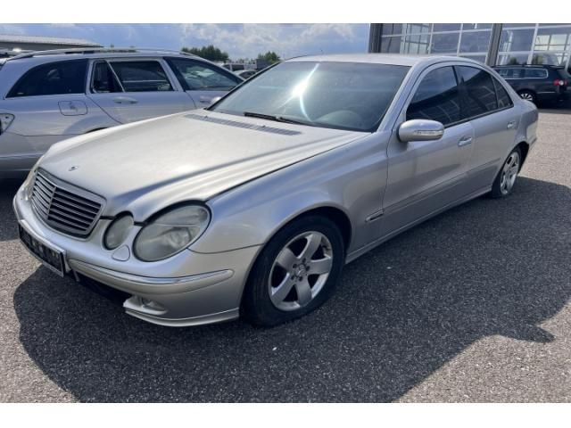 bontott MERCEDES-BENZ E-CLASS Motorháztető Biztonsági Kampó