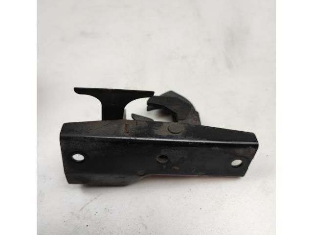 bontott MERCEDES-BENZ E-CLASS Motorháztető Biztonsági Kampó