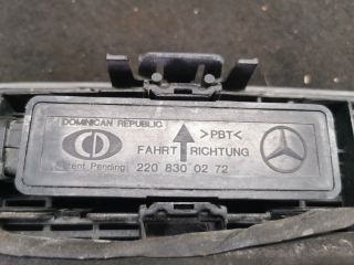 bontott MERCEDES-BENZ E-CLASS Motorháztető Díszrács