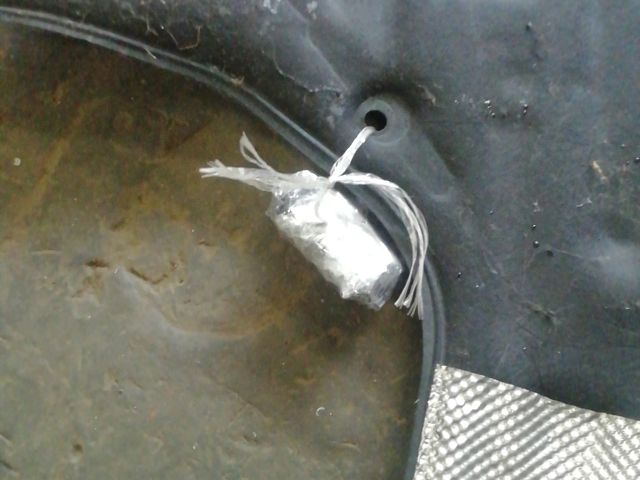 bontott MERCEDES-BENZ E-CLASS Motorháztető Szigetelés