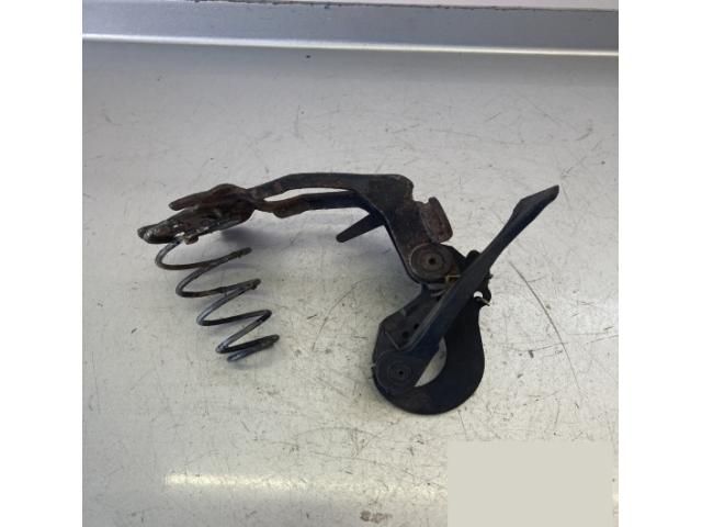 bontott MERCEDES-BENZ E-CLASS Motorháztető Zárszerkezet