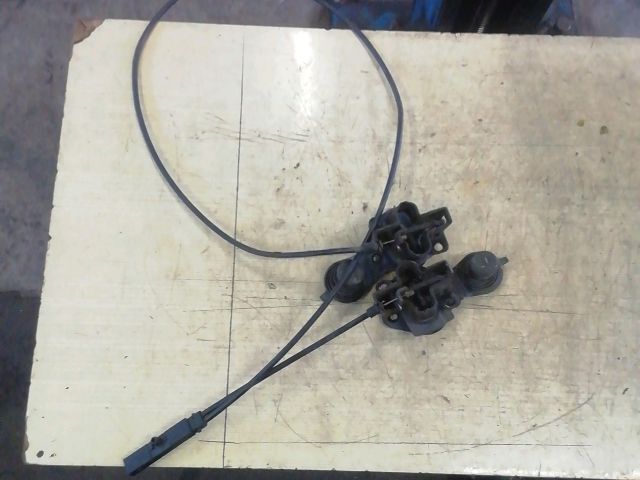 bontott MERCEDES-BENZ E-CLASS Motorháztető Zárszerkezet