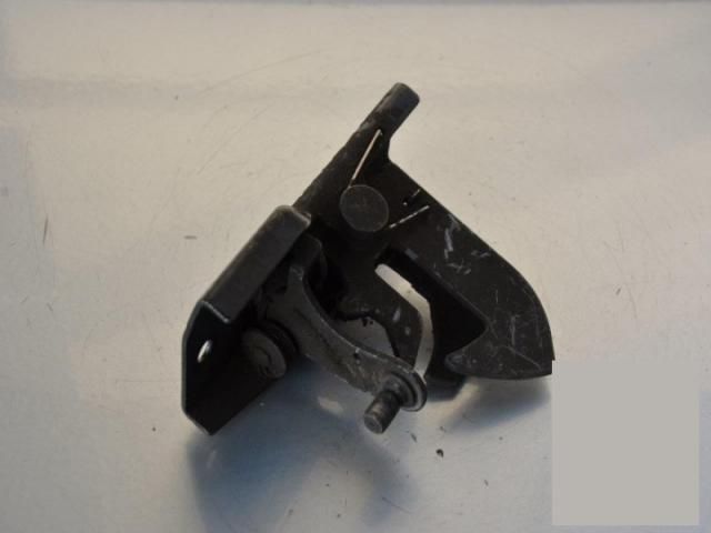 bontott MERCEDES-BENZ E-CLASS Motorháztető Zárszerkezet