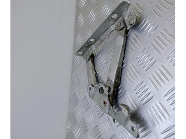 bontott MERCEDES-BENZ E-CLASS Motorháztető Zsanér Pár