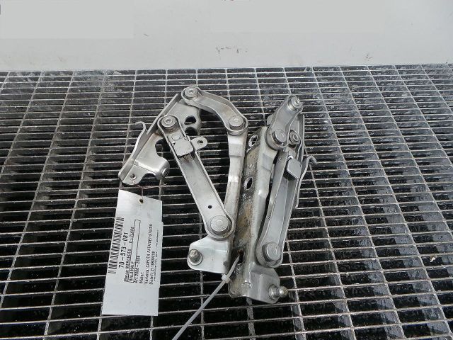 bontott MERCEDES-BENZ E-CLASS Motorháztető Zsanér Pár