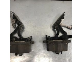 bontott MERCEDES-BENZ E-CLASS Motorháztető Zsanér Pár