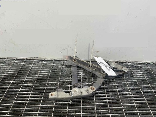 bontott MERCEDES-BENZ E-CLASS Motorháztető Zsanér Pár