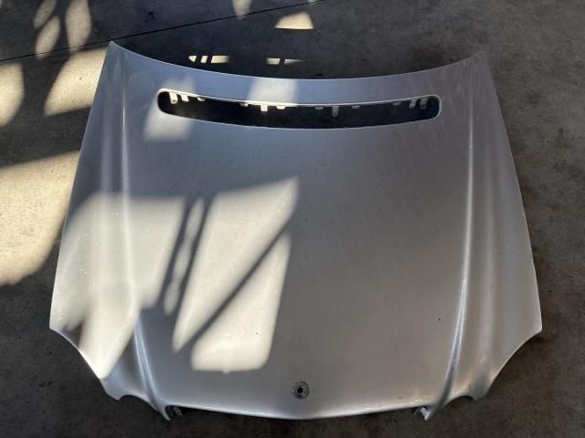 bontott MERCEDES-BENZ E-CLASS Motorháztető