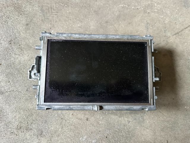 bontott MERCEDES-BENZ E-CLASS Multifunkciós Kijelző