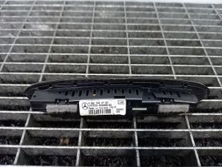 bontott MERCEDES-BENZ E-CLASS Multifunkciós Kijelző