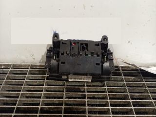 bontott MERCEDES-BENZ E-CLASS Multifunkciós Kijelző