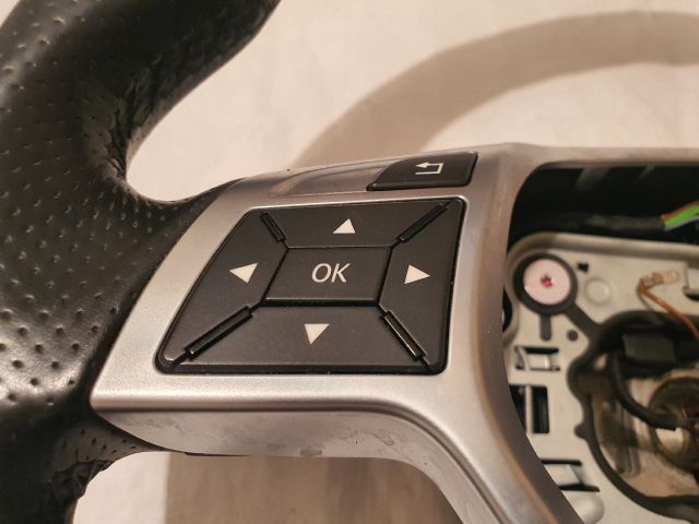 bontott MERCEDES-BENZ E-CLASS Multikormány