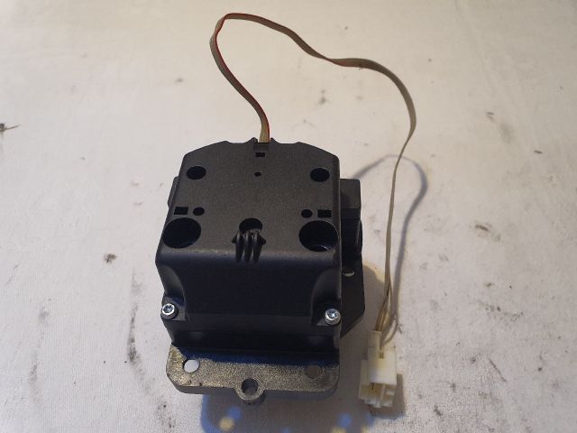 bontott MERCEDES-BENZ E-CLASS Multimédia Vezérlő