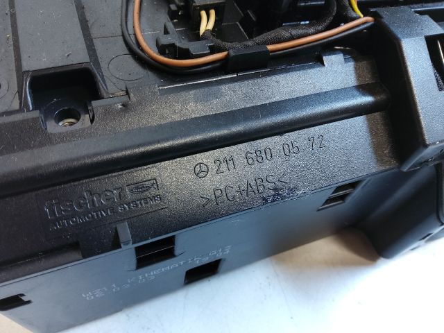 bontott MERCEDES-BENZ E-CLASS Műszerfal Szellőző Kapcsoló