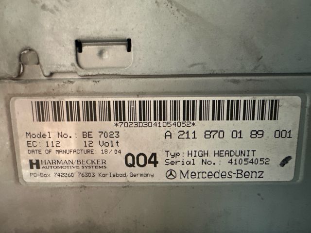 bontott MERCEDES-BENZ E-CLASS Navigációs Fejegység