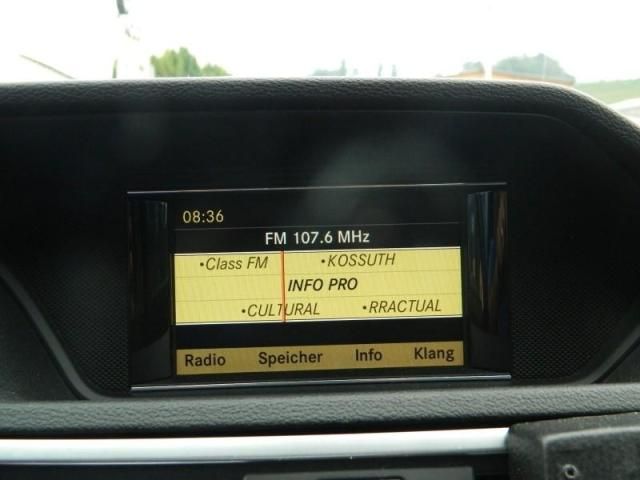 bontott MERCEDES-BENZ E-CLASS Navigációs Fejegység