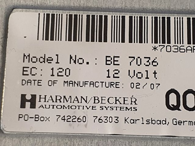 bontott MERCEDES-BENZ E-CLASS Navigációs Fejegység