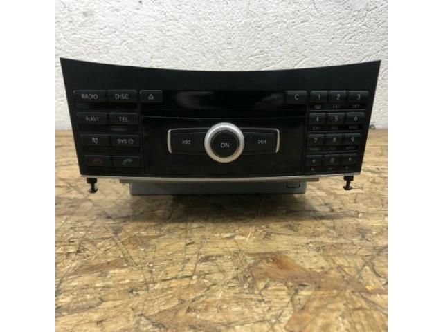 bontott MERCEDES-BENZ E-CLASS Navigációs Fejegység