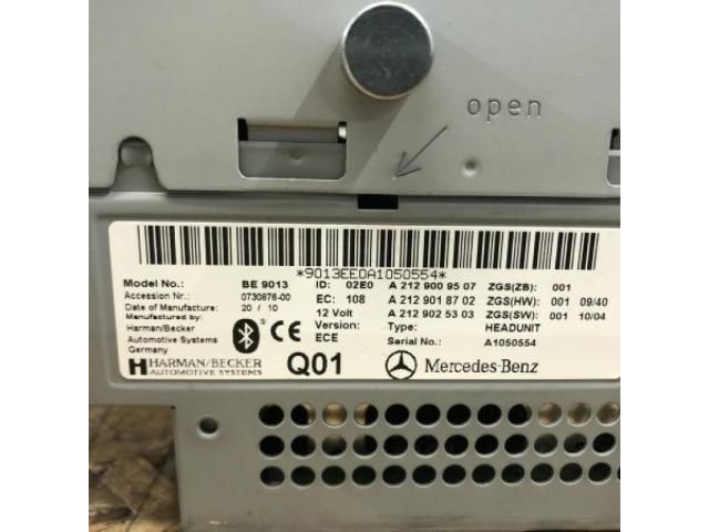 bontott MERCEDES-BENZ E-CLASS Navigációs Fejegység