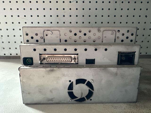 bontott MERCEDES-BENZ E-CLASS Navigációs Fejegység