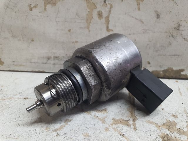 bontott MERCEDES-BENZ E-CLASS Nyomásszabályzó Szelep