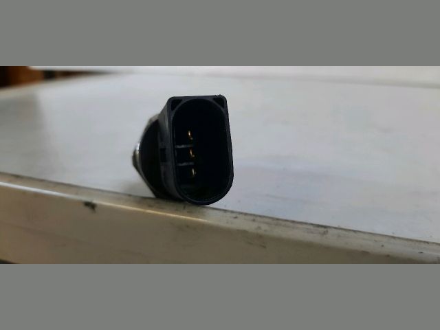 bontott MERCEDES-BENZ E-CLASS Nyomásszabályzó Szelep